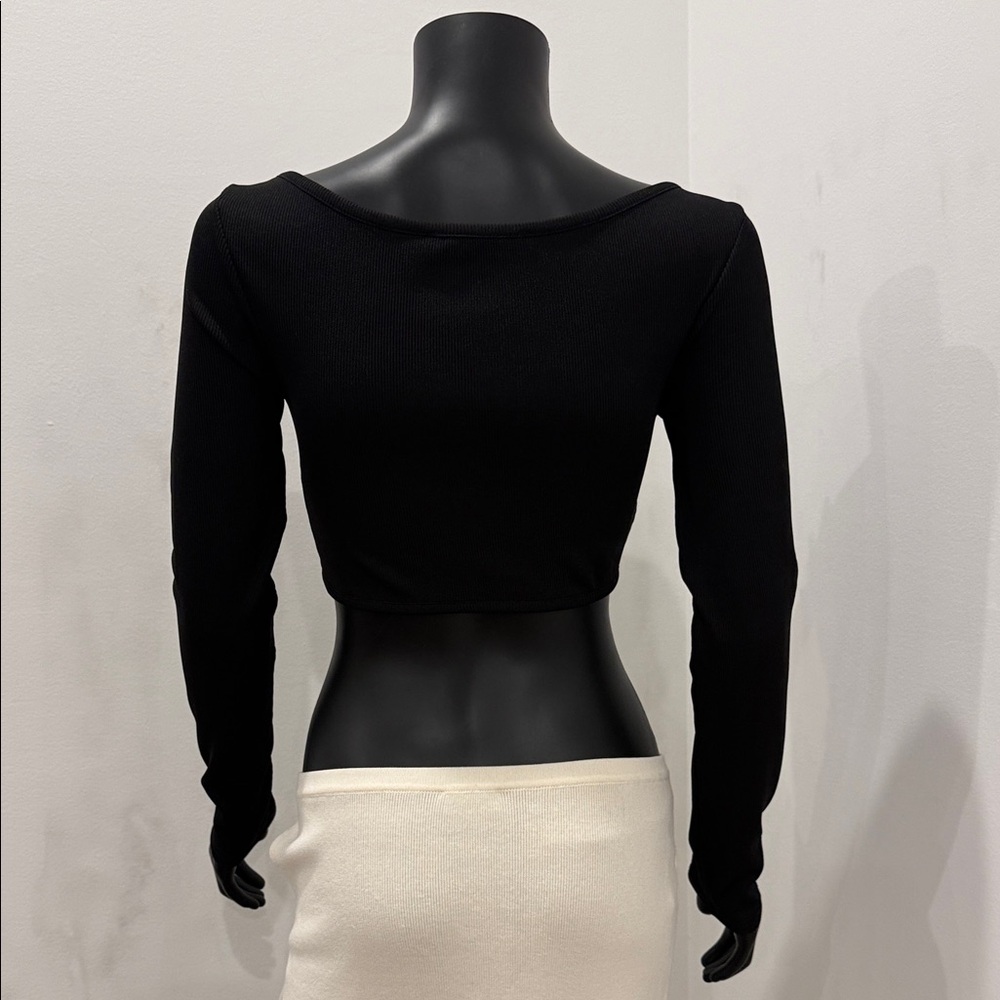 Christopher Esber Hardware Cut-Out Crop Top Black Long Sleeve Size UK 8/ S NEW - Picture 9 of 12